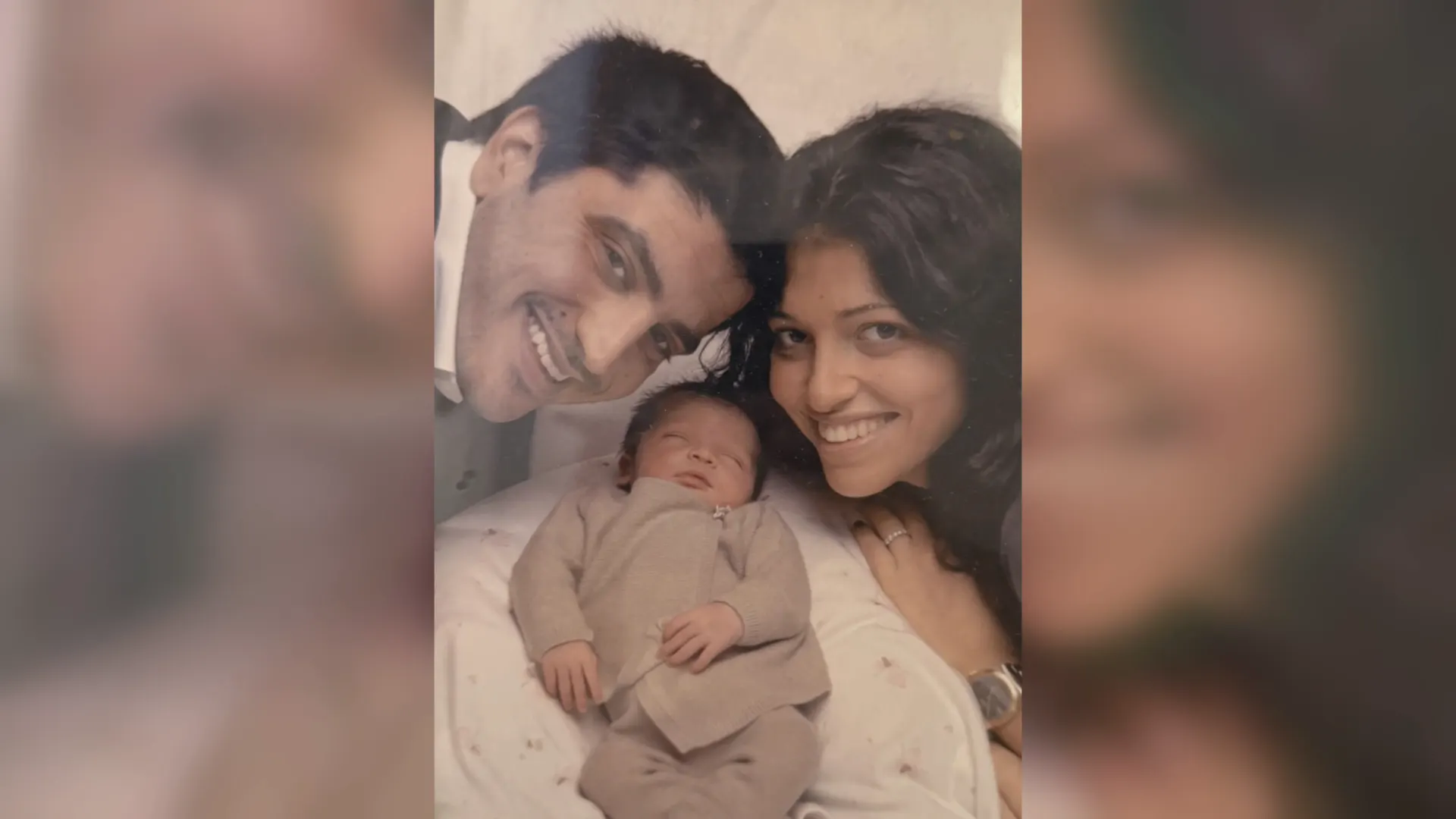 Extrait d’un film Kinora : des photos de famille anciennes qui s’animent doucement.